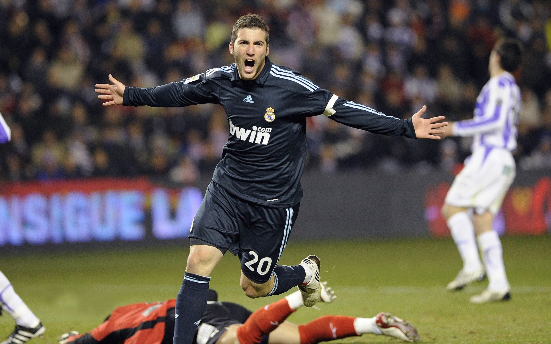 亚冠前瞻:残阵海港难自保申花不留力国安若不胜堪忧